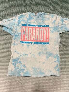 Paramore Parahoy! 2018 The Third Voyage Blue Tie-Dye Concert T-Shirt Size Medium